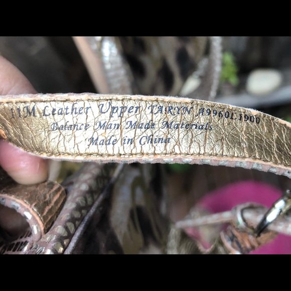 Sam Edelman Gold Platforms - Size 11 - Picture 8 of 8